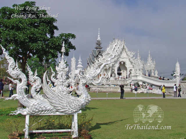 White building peacock statue people free wallpaper for desktop - medium preview image