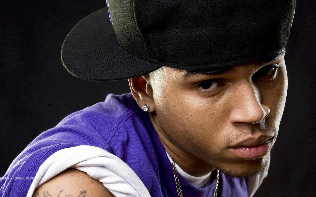 Man hat necklace tattoo arm free wallpaper for desktop - medium preview image