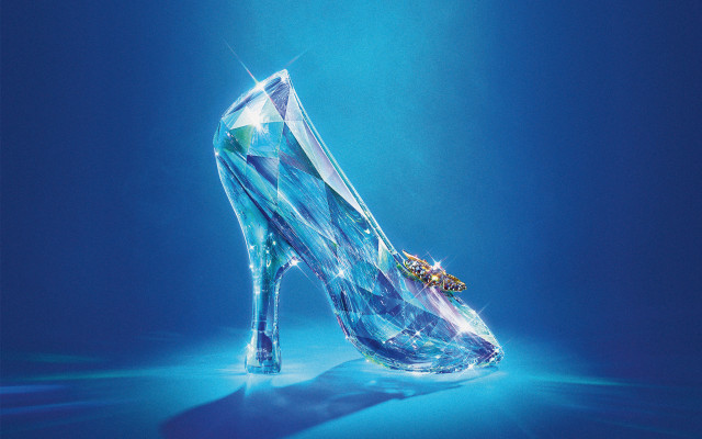 High heeled shoe jeweled floating free wallpaper for desktop - medium preview image