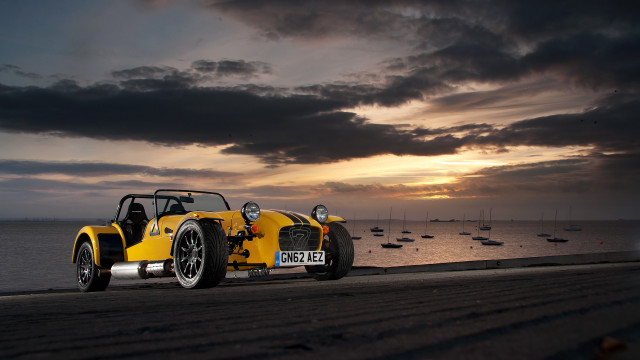 Yellow car ocean boats cobra free wallpaper for desktop - medium preview image