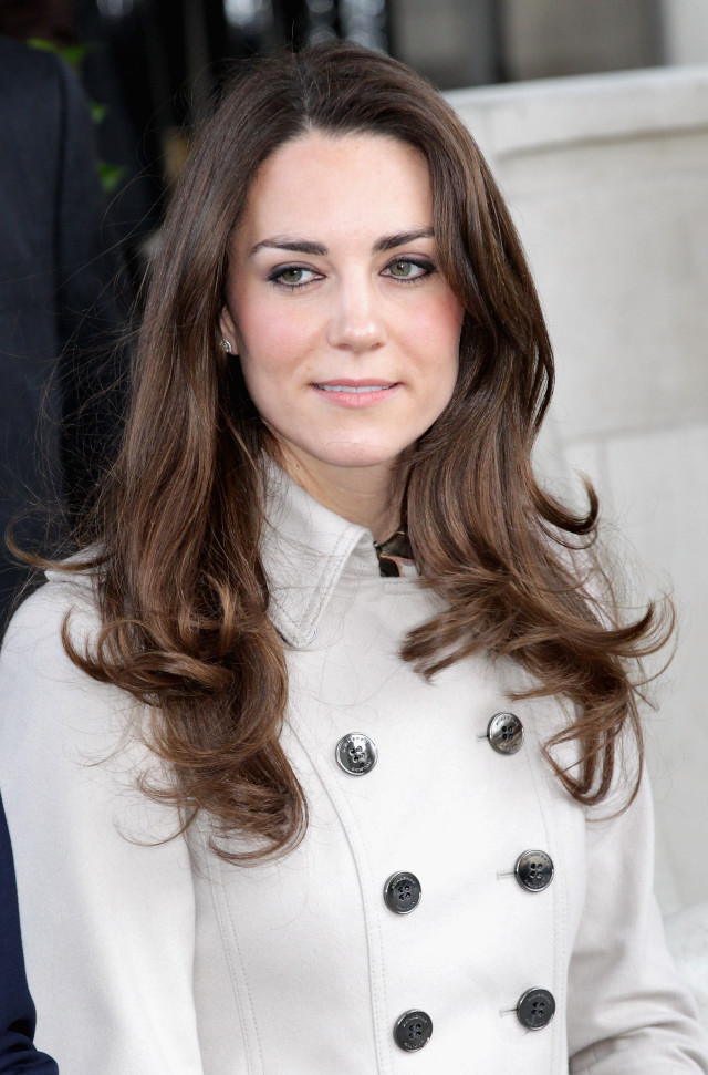 Woman white coat black pants #4 free wallpaper for mobile - medium preview image