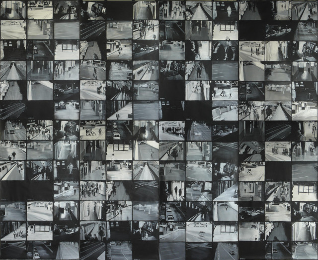 Black white photo wall people free wallpaper for desktop - medium preview image