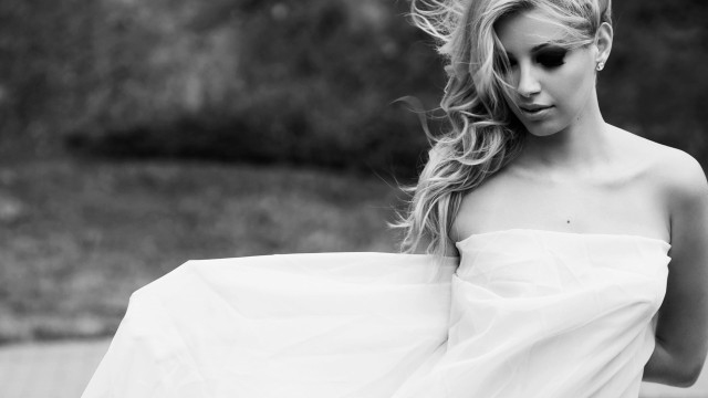 Woman white dress flowing hair #2 free wallpaper for desktop - medium preview image