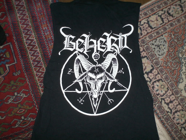 Black shirt goat skull pentagram free wallpaper for desktop - medium preview image