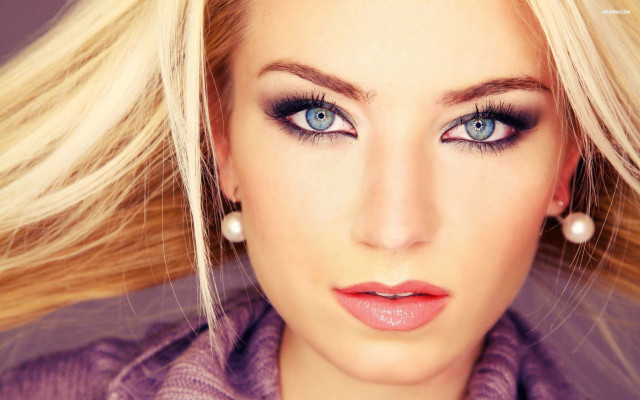 Woman blue eyes blonde hair #3 free wallpaper for desktop - medium preview image
