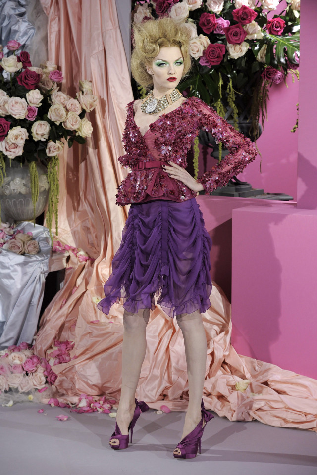 Woman purple dress heels flower free wallpaper for mobile - medium preview image