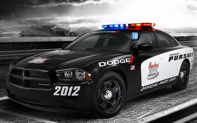 Police car parked road sky free wallpaper for desktop - medium preview image