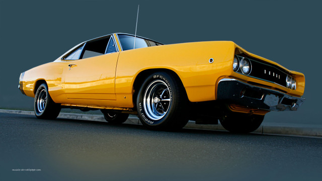 Yellow muscle car dark background free wallpaper for desktop - medium preview image