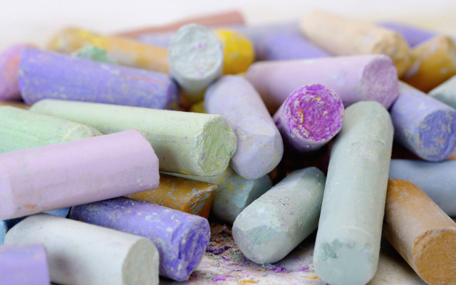 Crayons pile table top colorful free wallpaper for desktop - medium preview image