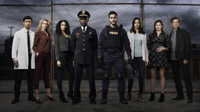 Group people fence police officer free wallpaper for desktop - medium preview image