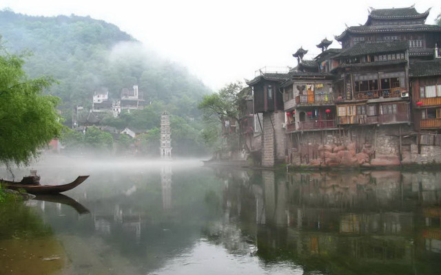 River boat buildings fog water free wallpaper for desktop - medium preview image
