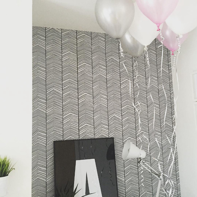 Letter a balloons wall cat free wallpaper for tablet - medium preview image