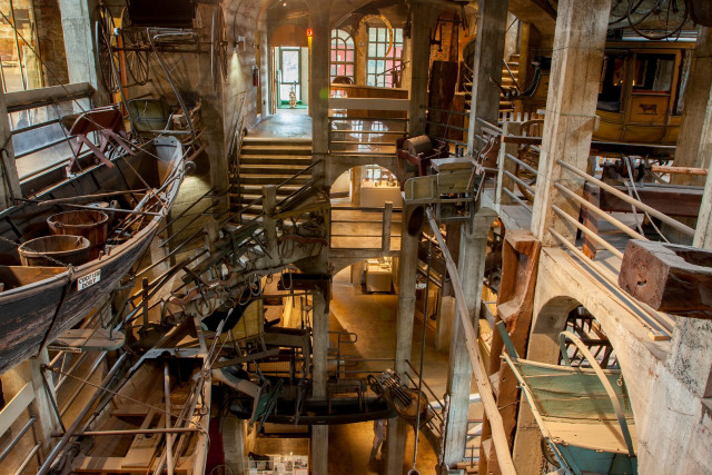 Large room stairs furniture clock free wallpaper for desktop - medium preview image