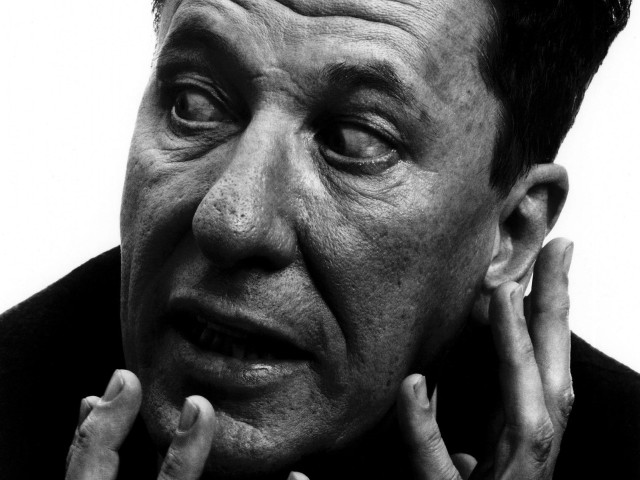 Surprised man hands face looking free wallpaper for desktop - medium preview image