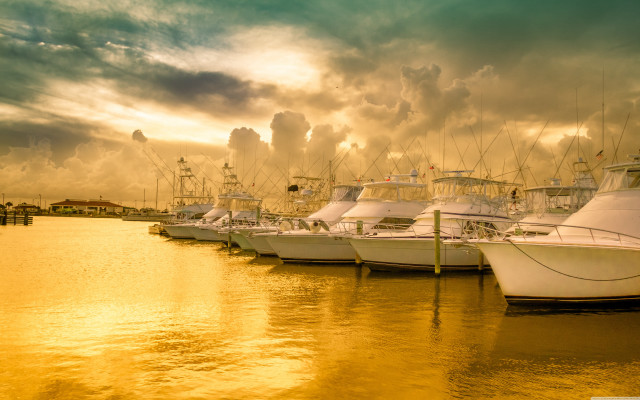 Boats docked harbor sunset dawn #5 free wallpaper for desktop - medium preview image