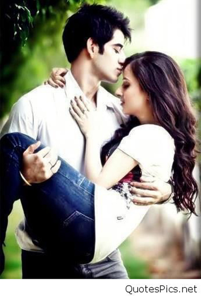 Man woman kissing park together free wallpaper for mobile - medium preview image