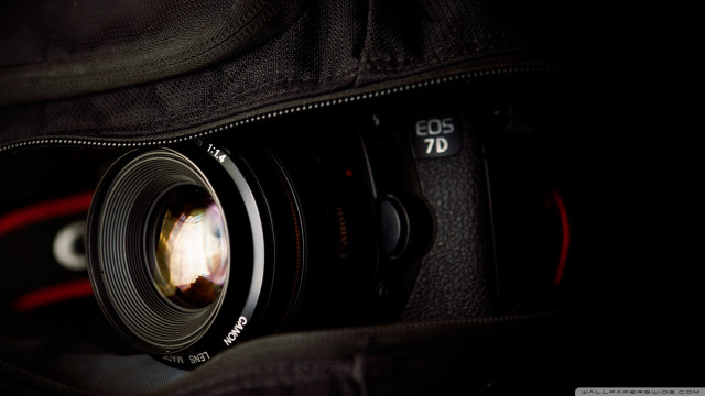 Camera lens black bag red free wallpaper for desktop - medium preview image