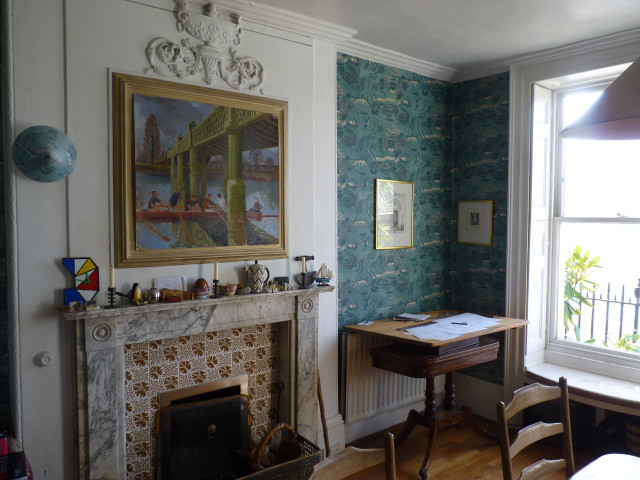 Living room fireplace painting table free wallpaper for desktop - medium preview image