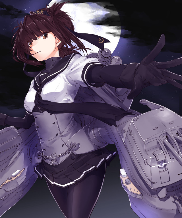 Woman white black outfit suitcase free wallpaper for mobile - medium preview image