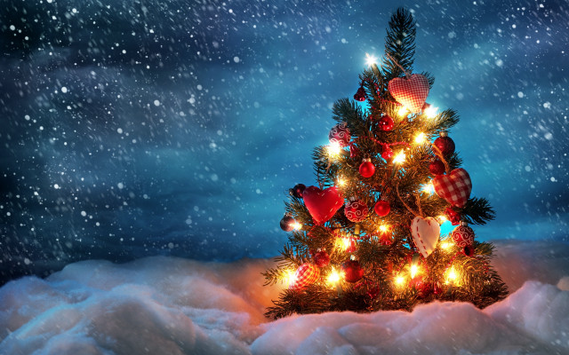 Christmas tree lights decorations snow free wallpaper for desktop - medium preview image