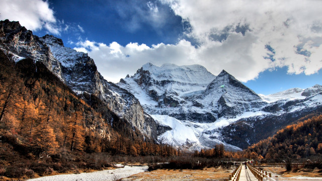 Mountain range bridge river trees free wallpaper for desktop - medium preview image