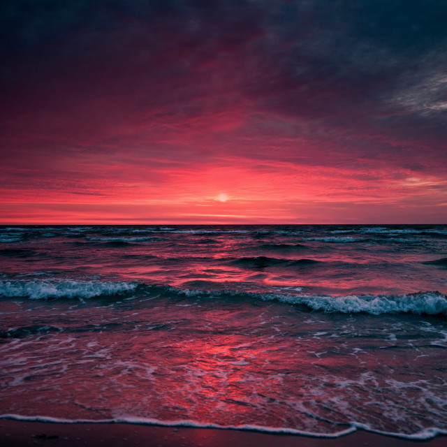 Red sunset ocean waves beach free wallpaper for tablet - medium preview image