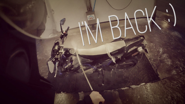 Garage motorcycle vfx panfutureism gyeon free wallpaper for desktop - medium preview image