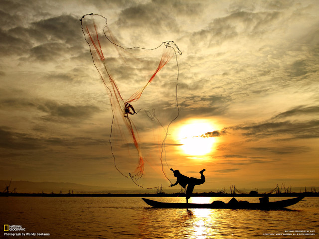 Flying kite boat water sunset free wallpaper for desktop - medium preview image