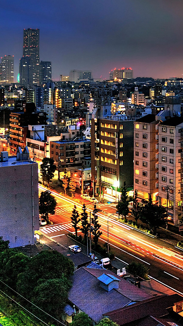 City skyline tall buildings street free wallpaper for mobile - medium preview image