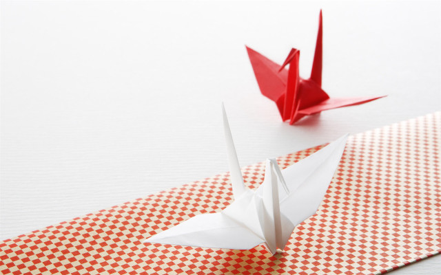 Red origami crane white origami free wallpaper for desktop - medium preview image