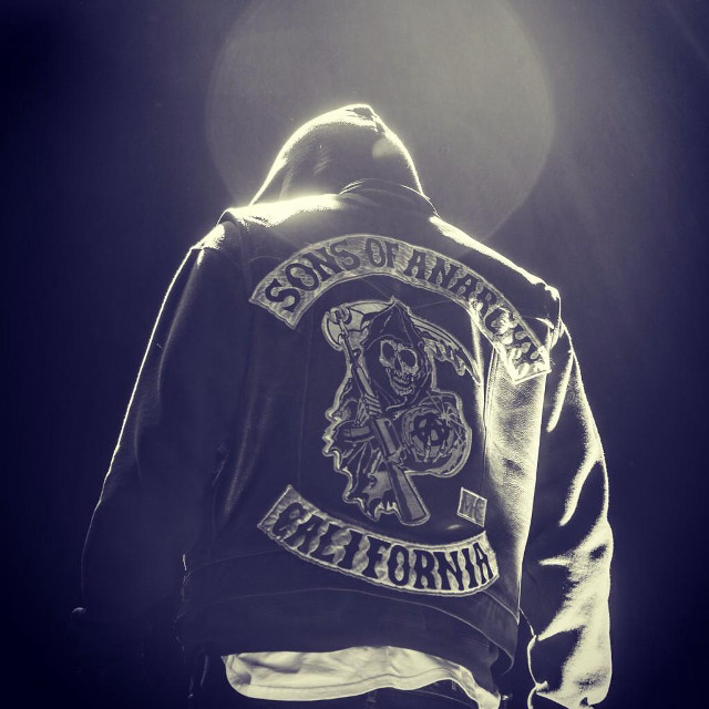 Person jacket skull motorcycle back free wallpaper for tablet - medium preview image