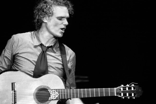 Man tie guitar black background free wallpaper for desktop - medium preview image