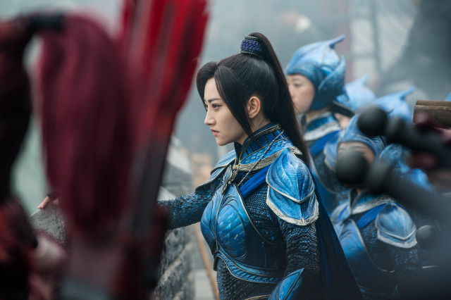 Woman blue outfit armor people free wallpaper for desktop - medium preview image