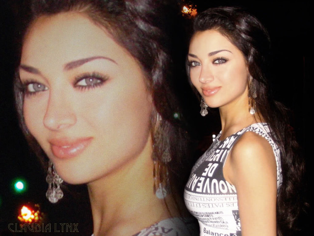 Woman picture self face green free wallpaper for desktop - medium preview image