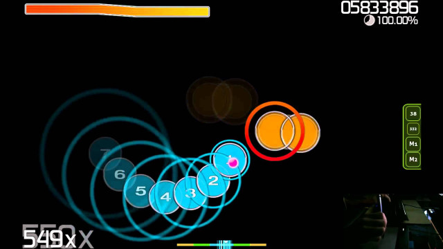 Person playing game phone clock free wallpaper for desktop - medium preview image