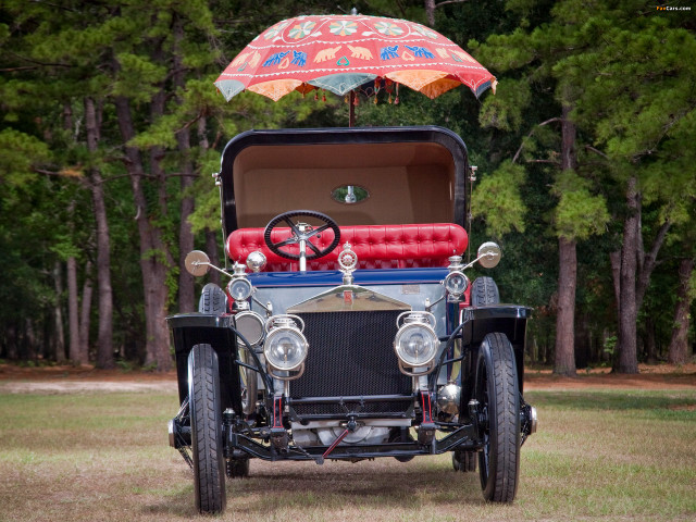 Old fashion car umbrella seats free wallpaper for desktop - medium preview image