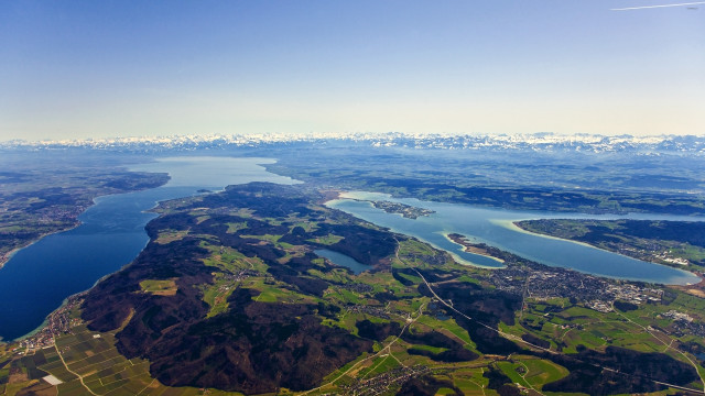Lake city airplane ocean mountains free wallpaper for desktop - medium preview image