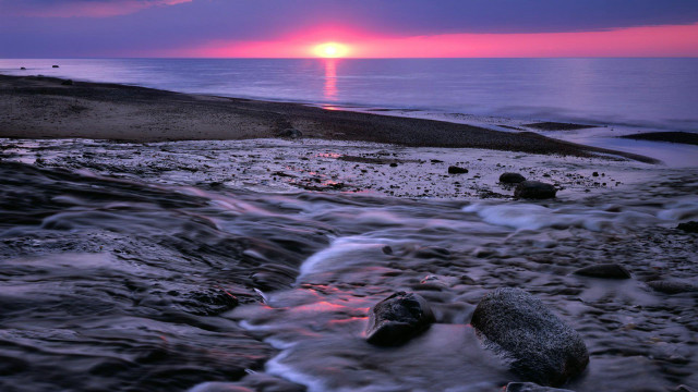 Sunset ocean rocks water pink free wallpaper for desktop - medium preview image