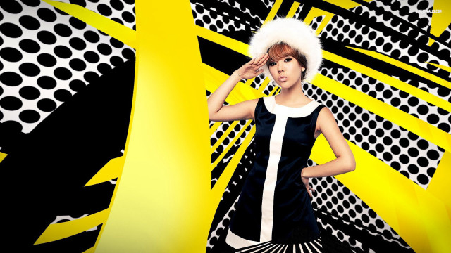 Woman white hair yellow black free wallpaper for desktop - medium preview image