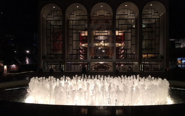 Fountain building clock night people free wallpaper for desktop - medium preview image