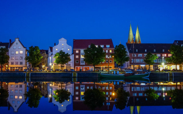 City river boat night church free wallpaper for desktop - medium preview image