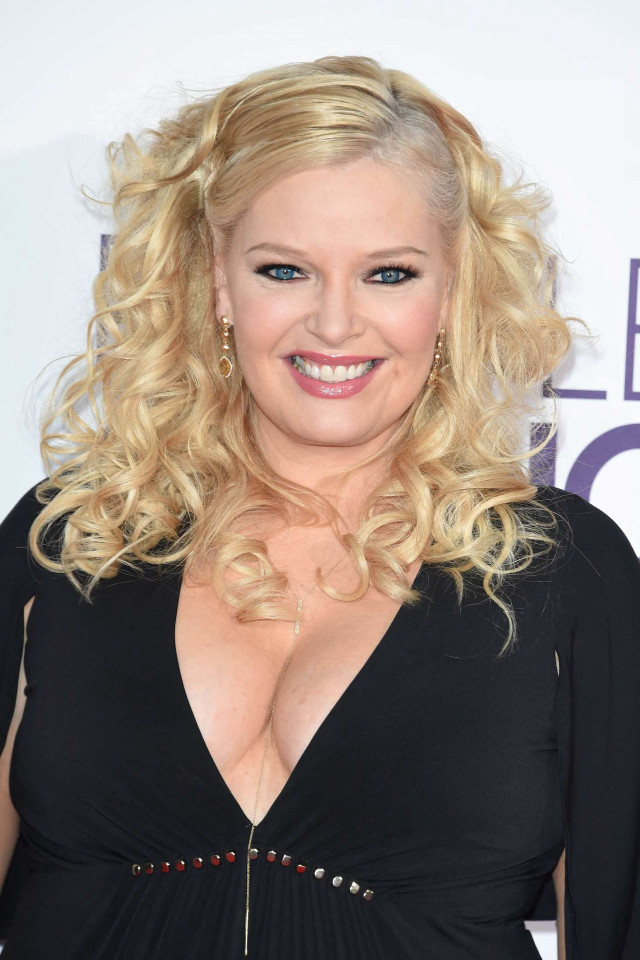 Blonde woman blue eyes black #3 free wallpaper for mobile - medium preview image