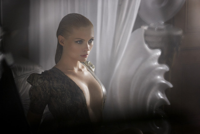 Woman large breasts mirror curtain free wallpaper for desktop - medium preview image