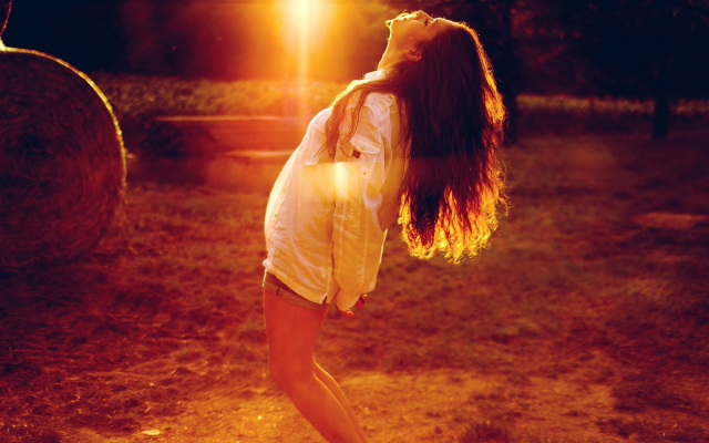 Woman field hair wind sun free wallpaper for desktop - medium preview image