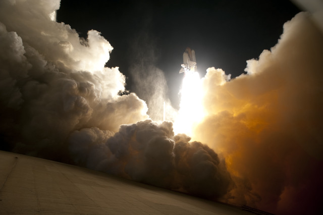 Rocket flying clouds sky night free wallpaper for desktop - medium preview image