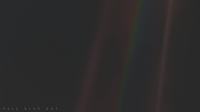 Rainbow black background white border #2 free wallpaper for desktop - medium preview image