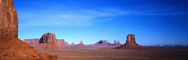 Desert landscape rocks clouds mountains free wallpaper for desktop - medium preview image