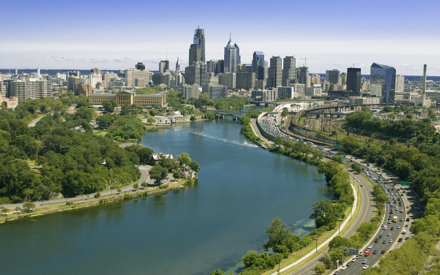 City skyline river highway bridge free wallpaper for desktop - medium preview image