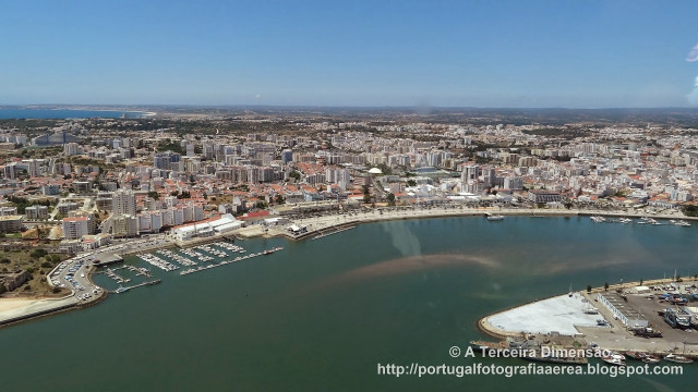 City harbor marina scenery waterfront free wallpaper for desktop - medium preview image