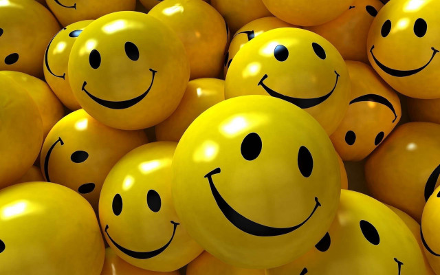 Yellow balloons smiley faces pile free wallpaper for desktop - medium preview image